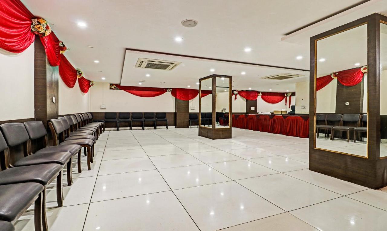 ホテル Treebo Mohit Regency ボーパール エクステリア 写真