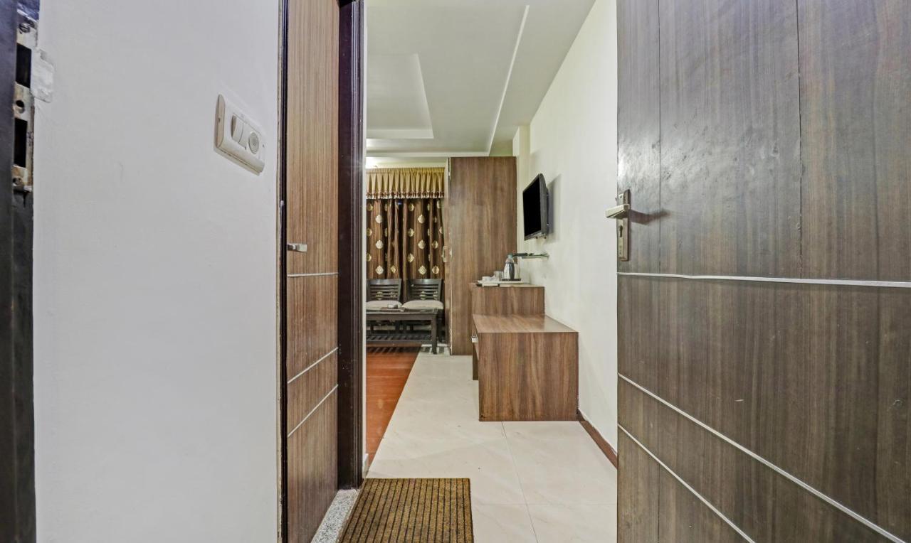 ホテル Treebo Mohit Regency ボーパール エクステリア 写真