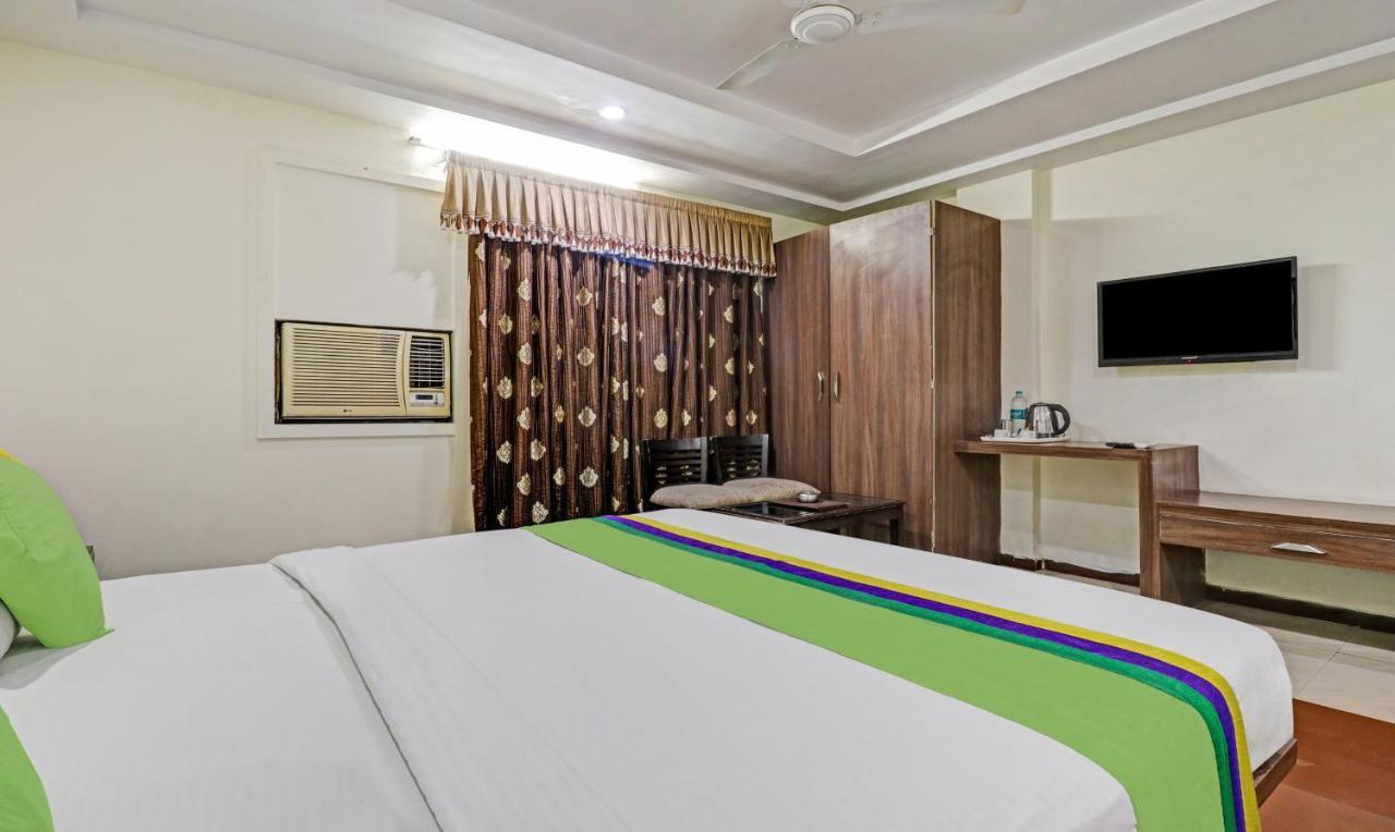 ホテル Treebo Mohit Regency ボーパール エクステリア 写真
